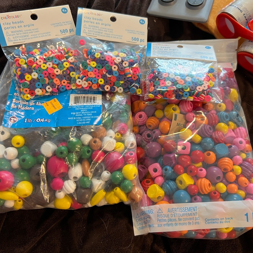 Beads and elastic cord for necklaces and bracelet making